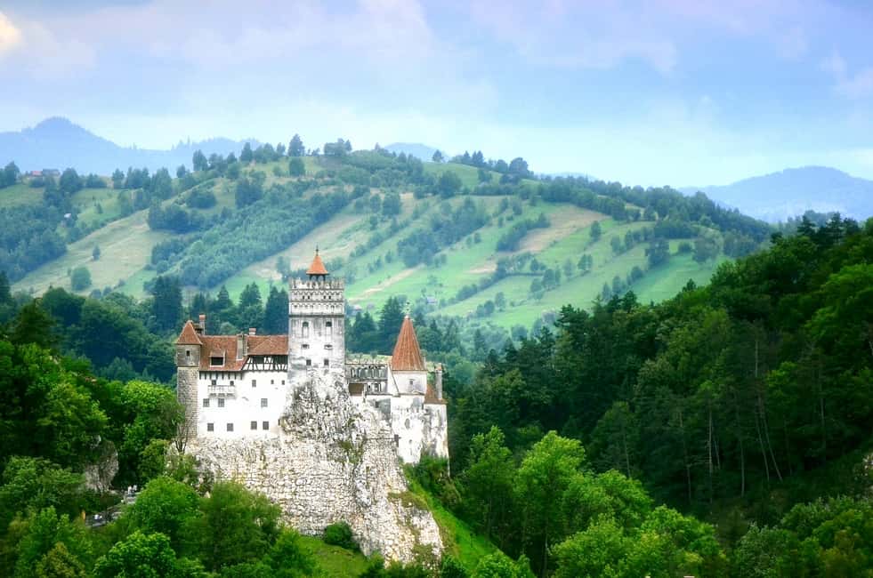 1-Day Guided Tour: Bucharest-Peles, Dracula Castle & Brasov - Brasov Medieval City Walk: Black Church Views and Council Square Energy