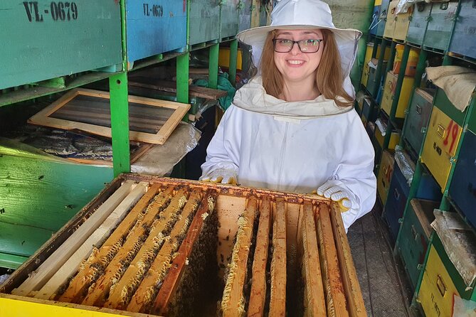 10 hours Private Apiary Tour in Romania - From Bucharest - Getting out of Bucharest: the Vâlcea County drive you’ll actually enjoy