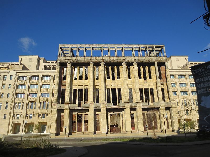 3-Hour Guided Tour of Communist Bucharest - The rise of communist power: nationalization and forced demolition