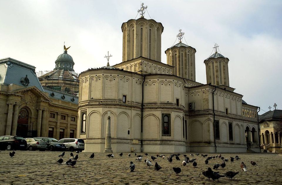 3-Hour Guided Tour of Communist Bucharest - Uranus neighborhood remains: seeing what got erased