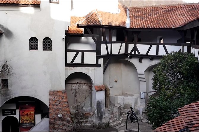5 Days Private Tour in Romania from Bucharest to Transylvania - Day 5: Peles Castle crown-jewel vibes, Sinaia monastery calm, and Snagov’s Dracula controversy