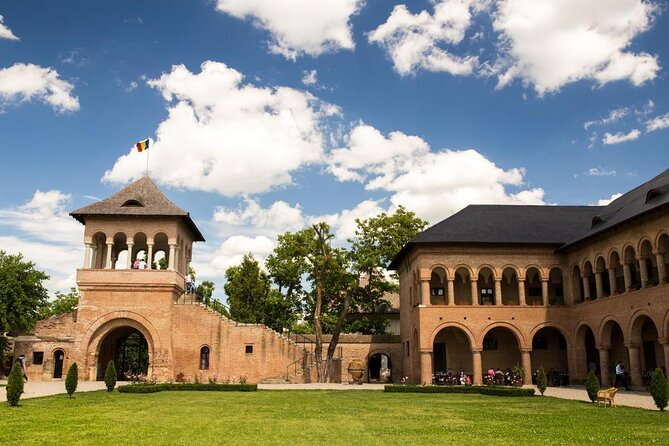 5h Abandoned Fort, Dracula's Grave and Mogoșoaia Palace, Private - Key highlights at a glance