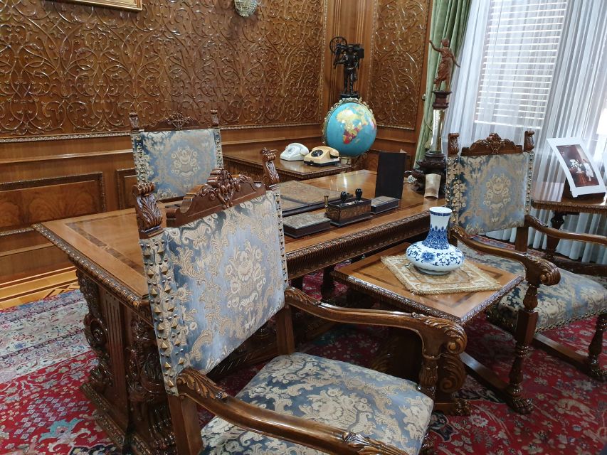 6h Communism Tour in Bucharest with Ceausescu Mansion - Ceaușescu Mansion (Nicolae and Elena): The Private Life Behind Power