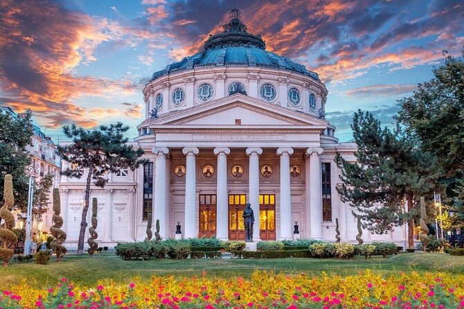 8h Bucharest full-day Tour, Parliament and Top Attraction, Privat - Old Town (Lipscani): your practical finish for photos and dinner