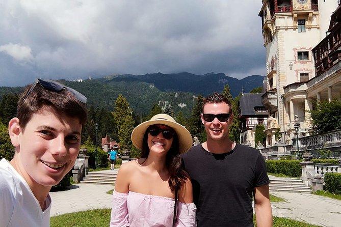 A Taste of Transylvania: Bran & Peles Castles, Brasov Old Town - How the day feels from the first pickup