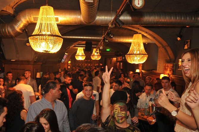 Bar Crawling - Why this bar crawl feels social instead of just drinking