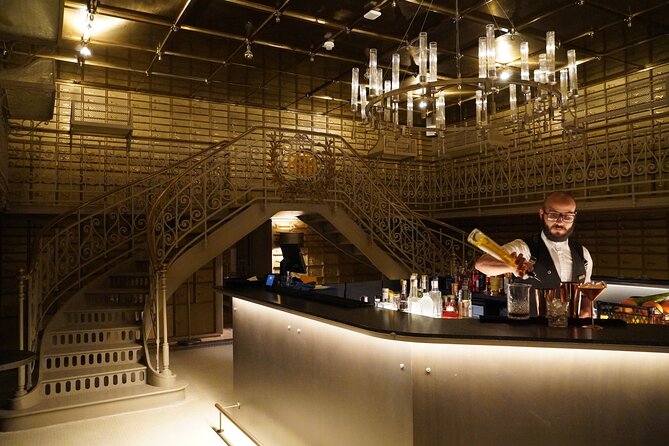 Bar Crawling - Stop 4: Control Club where the party tilts louder