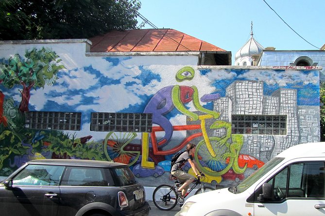 Bicycle Sightseeing in Bucharest - Why a bicycle sightseeing tour fits Bucharest so well