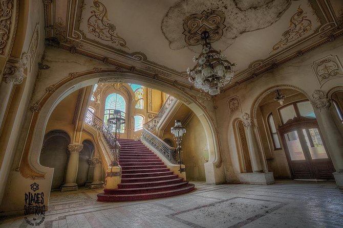 Black Sea Private Tour, Day Trip to Constanta from Bucharest - Constanta Casino: 1 hour to appreciate the city’s character