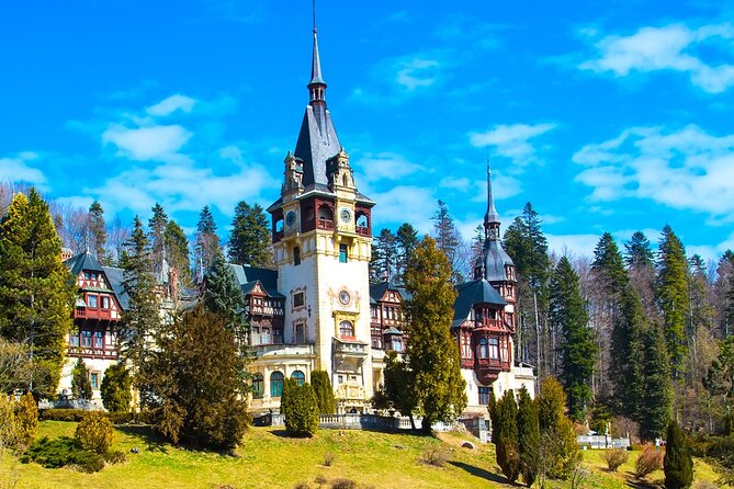 Bran Castle, Peles Castle and Brasov from Bucharest - Price and logistics: where the value really is