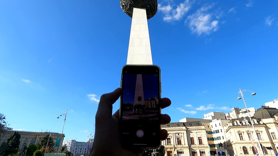 Bucharest 1989 Revolution Walking Tour with Smartphone App - Why a smartphone Revolution game fits Bucharest so well