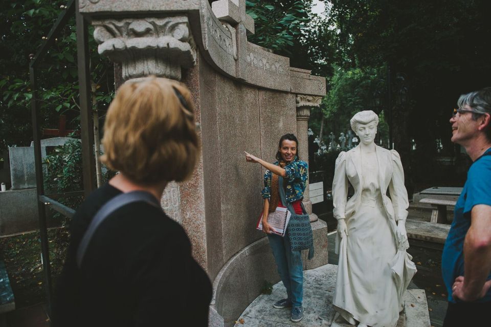 Bucharest: 3-Hour Dark History Tour with a Local - Meeting at Ion Luca Caragiale Theatre and getting your bearings