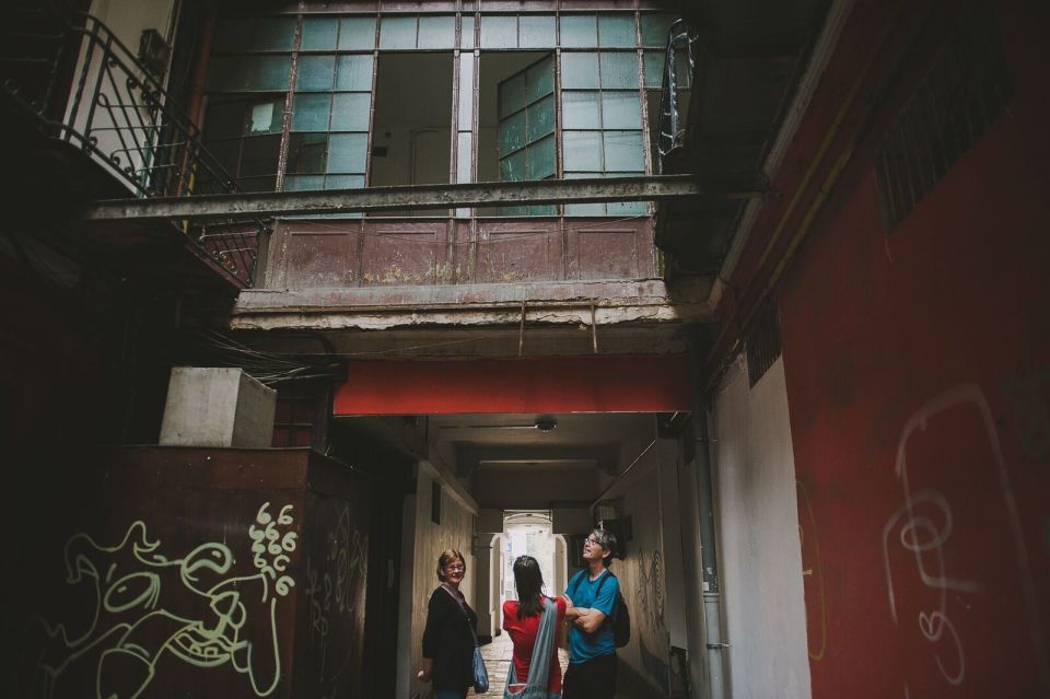 Bucharest: 3-Hour Dark History Tour with a Local - Metro tickets, snack moments, and the 3-hour pacing