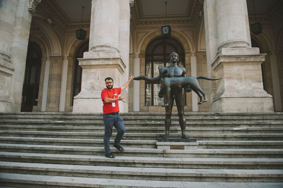 Bucharest: 3-Hour Walking Tour - Where architectural stories get their punch: churches, inns, and the Old Town’s style