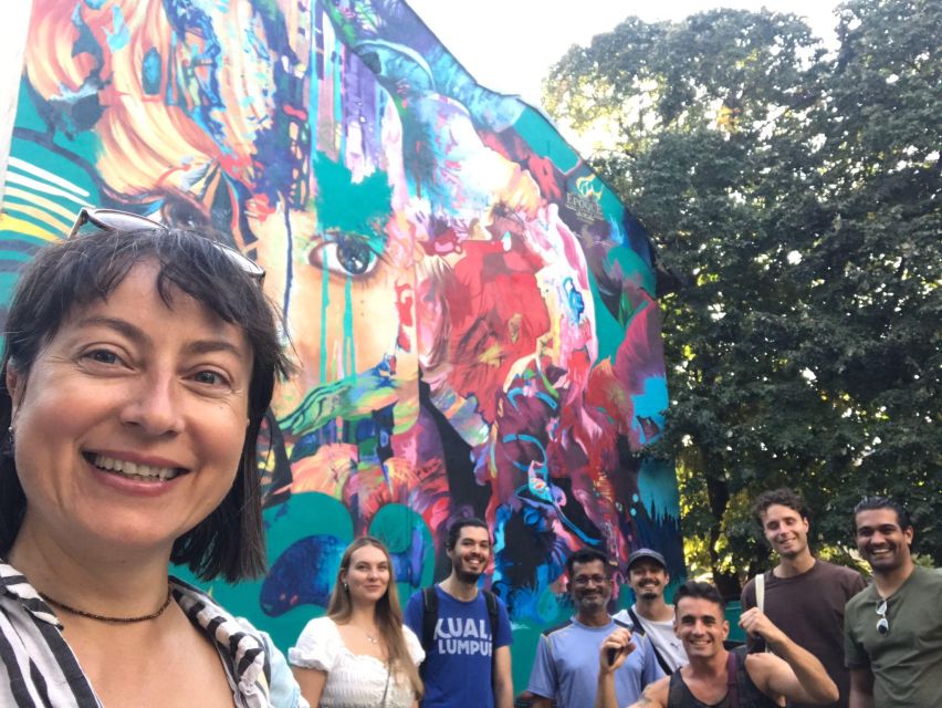 Bucharest: Alternative Sightseeing 2.5-3h-Hour Guided Tour - Finish at Food Hood—end with something to do