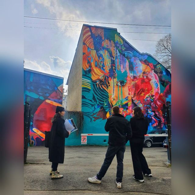 Bucharest: Alternative Sightseeing 2.5-3h-Hour Guided Tour - Bucharest street art starts at Izvor Metro, not the postcard sights
