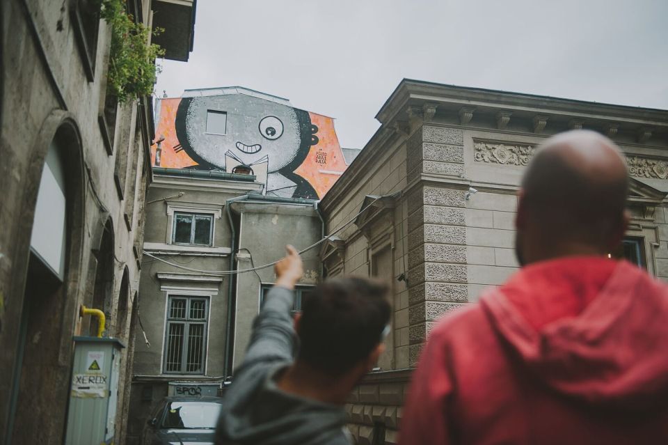 Bucharest Alternative Walking Tour - Gardens, Landmarks, and Photo-Friendly Stops