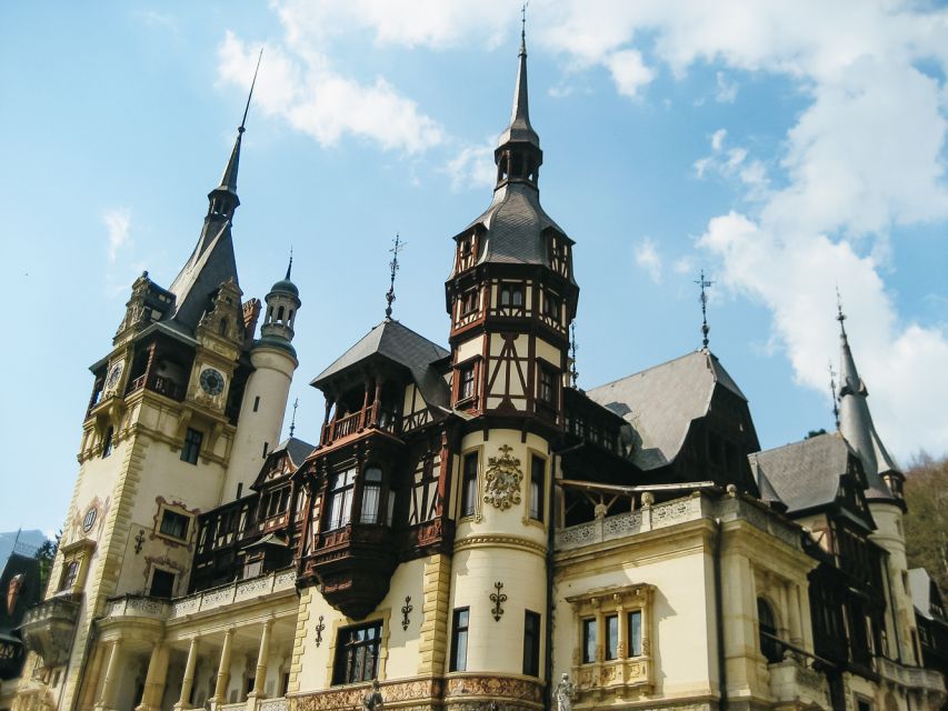 Bucharest: Bran & Peles Castle with Rasnov Citadel Day Trip - Peles Castle in Sinaia: Royal Rooms, Real Tombs