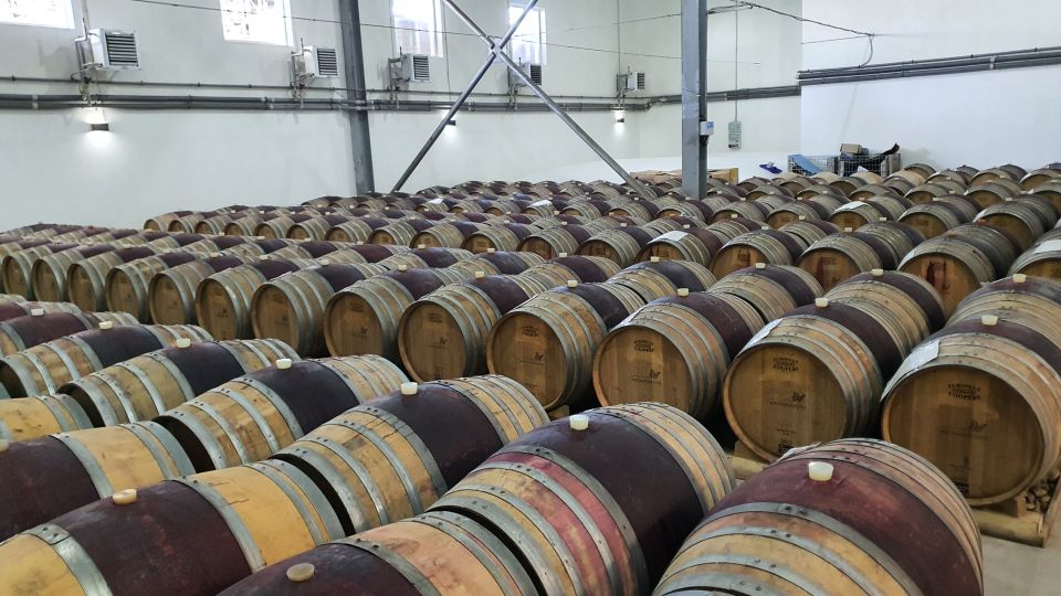 Bucharest: Dealu Mare Winery Private Trip with Wine Tasting - Dealu Mare Works As a Bucharest Day Trip