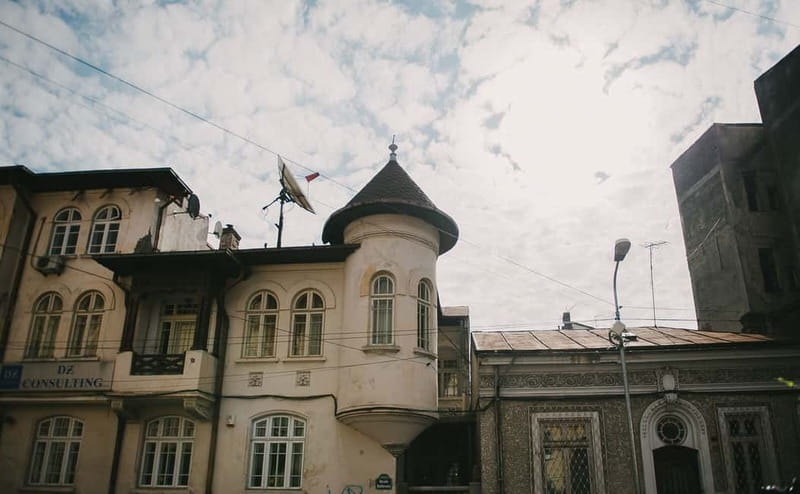 Bucharest: Hidden Gems 2.5-Hour Walking Tour - Ioanid Block and Icoanei Mahalla: Finishing With Beauty and Context