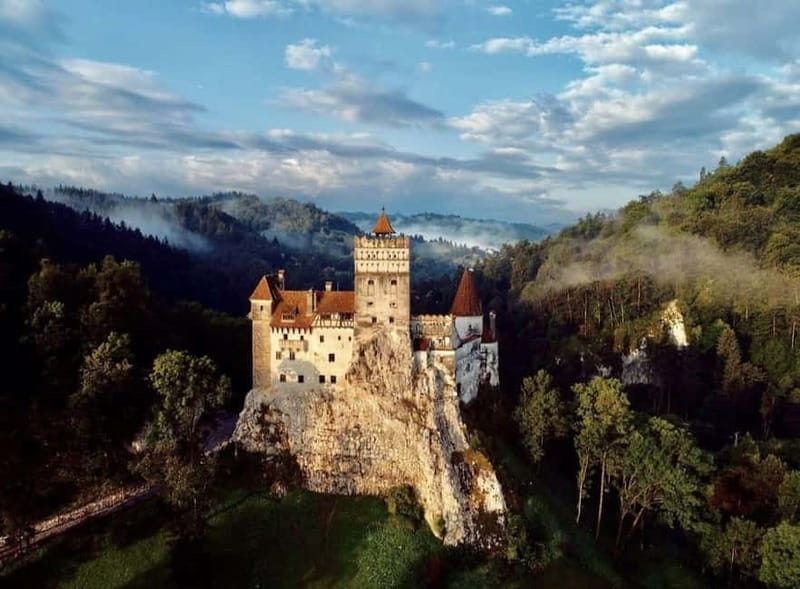 Bucharest: Peles and Bran Castles and Brasov Day Trip - Bran Castle, Dracula’s Castle, and the Border Between Worlds
