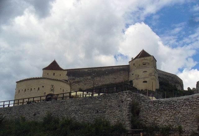 Bucharest: Peles Castle, Dracula's Castle and Brasov Tour - Bran Castle and Dracula Lore: Gothic Fairytale Views with Real-World Context