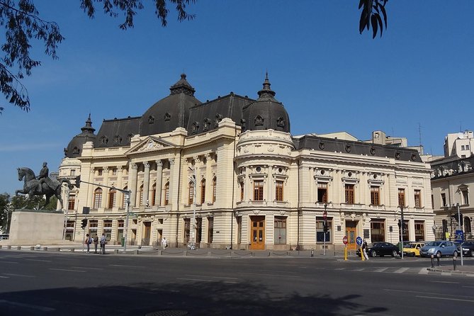 Bucharest Private City Tour - Stop 2: Calea Victoriei panoramic drive with quick photo stops
