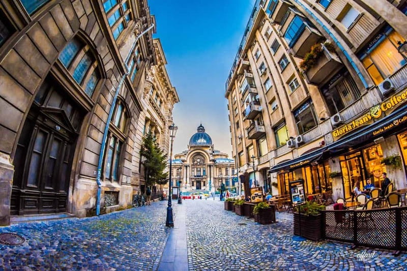 Bucharest Private City Tour 4h with Hotel Pickup & Drop-Off - Key things you’ll notice on this Bucharest tour