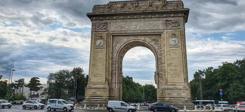 Bucharest Private City Tour 4h with Hotel Pickup & Drop-Off - Piața Unirii: A Brief Passing Moment on the Way to Village Life