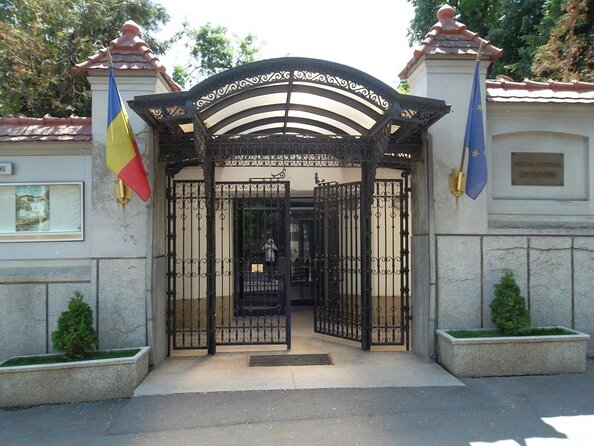 Bucharest Private Tour, Parliament Palace, Ceausescu House Visit - Key things to know before you go