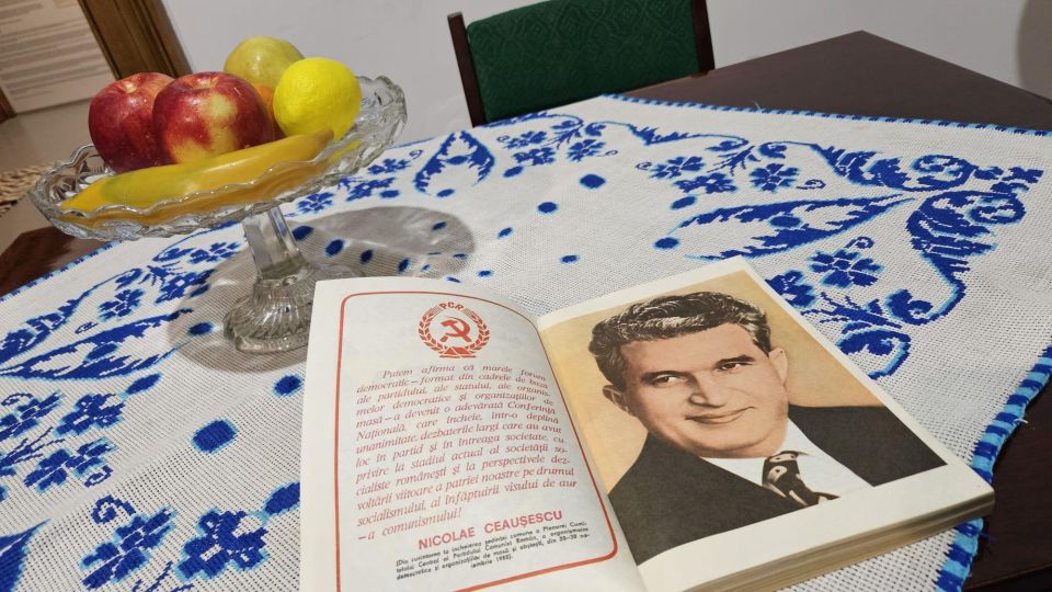 Bucharest: Relics of Communism 3-Hour Walking Tour - Everyday Life Under Ceaușescu: Ration Cards, Black Markets, and Fear