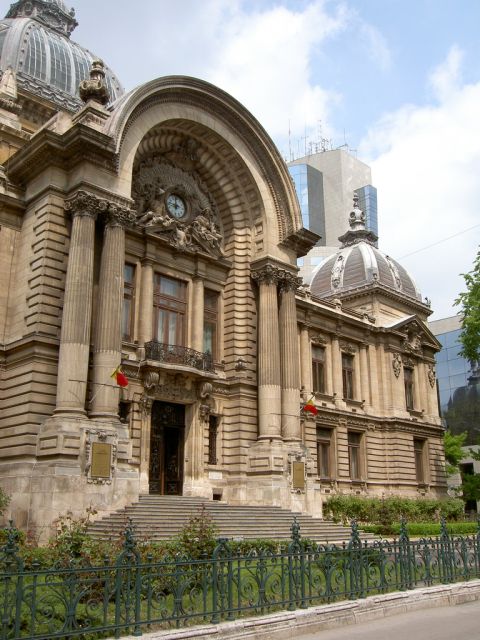 Bucharest Sightseeing Tour - Victoria Boulevard: Riding the City’s Main Line