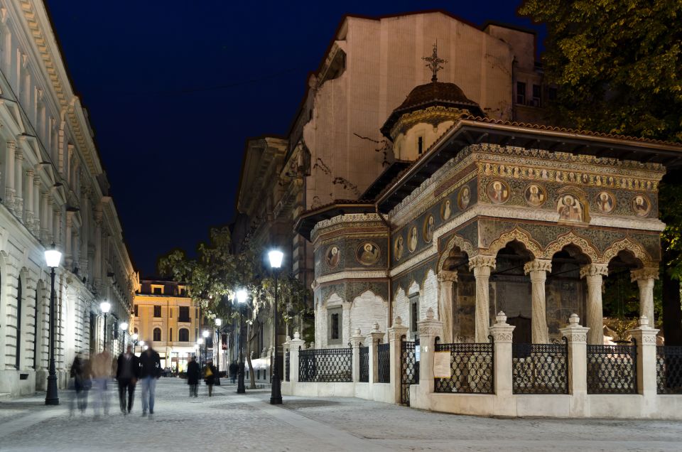 Bucharest: The Italian emigration in Romania - Atheneum and the Italian Church: culture you can point to