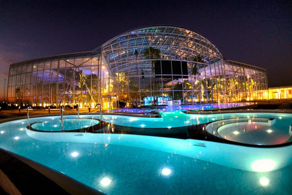 Bucharest: Therme Bucharest Spa Day with Luxury Transfer - Therme Bucharest Spa Day: luxury transfer plus 3.5 hours to reset