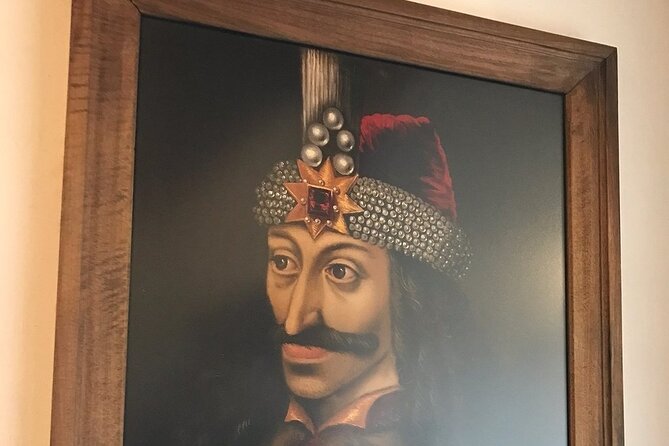 Bucharest to Dracula Castle, Peles Castle and Brasov Guided Tour - Timing, walking, and winter conditions: the part that can make or break it
