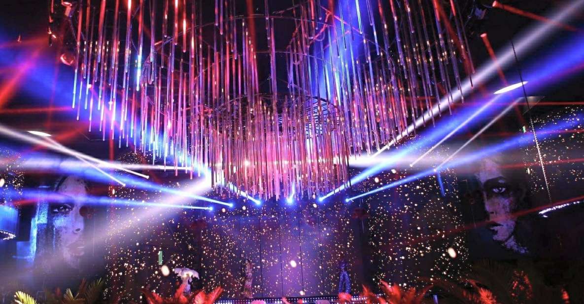 Bucharest: VIP Dining, Limo ride & Clubbing - Stop 2: Cocktail Warm-Up with Rooftop-Style Energy