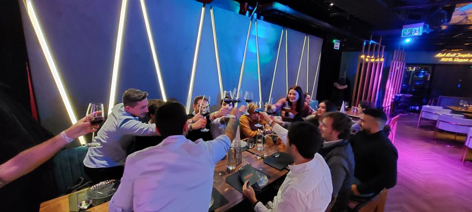 Bucharest: VIP Dining, Limo ride & Clubbing - The 1-Hour Limousine Ride with Sparkling Wine and Bluetooth Music