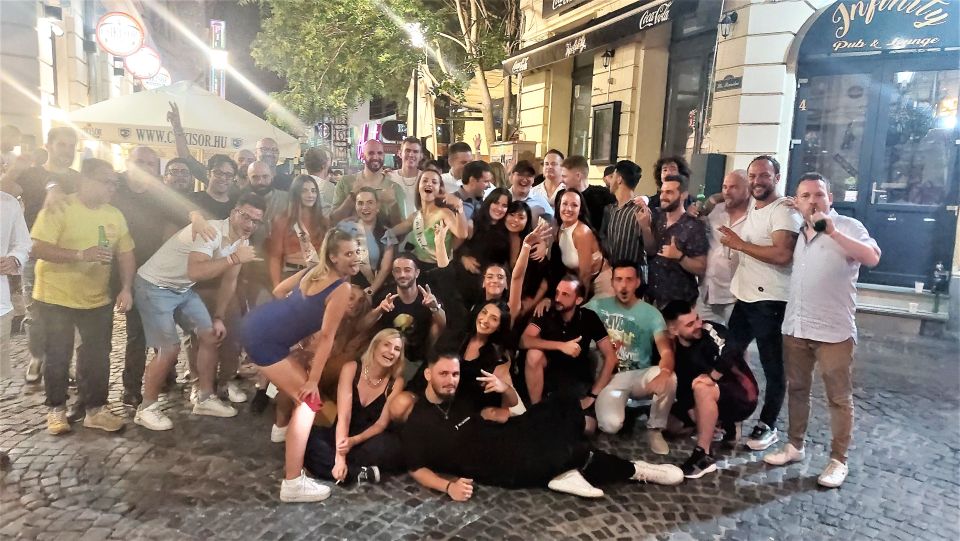 Bucharest: Weekend Pub Crawl - The venue rotation: how the night usually changes from stop to stop