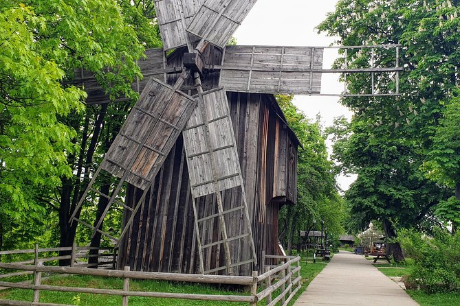 Bucharest's Most Popular - Panoramic Express PrivateTour - Stop 5: Old Town Walking Tour and St. Anton Church