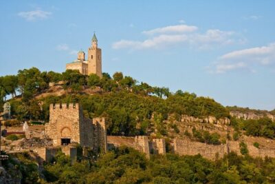 Bulgaria Day Trip: Private Tour from Bucharest - Basarbovski Rock Monastery: St. Dimitrius in the cliffs