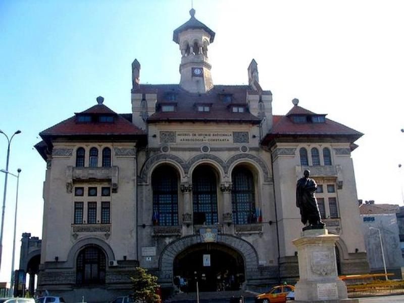 Constanta: Full Day Tour from Bucharest to the Black Sea - Price and logistics: what $210 covers, and where your extras show up