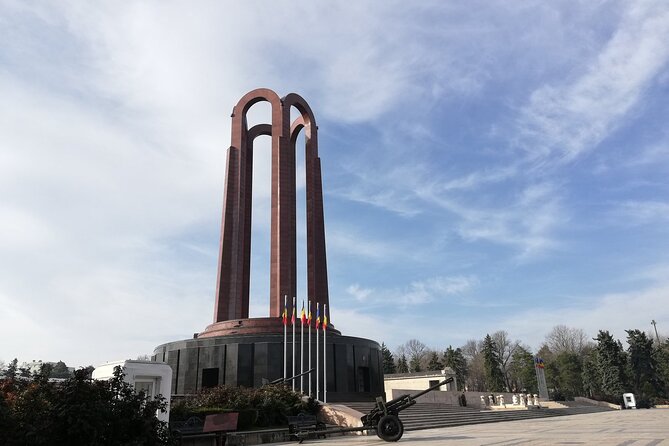 Contrasts of Communism - Small Group Walking Tour in Bucharest - Reading Bucharest Through the 1989 Revolution Sites