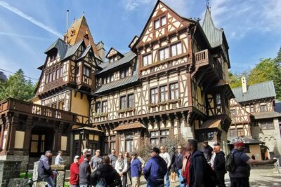 Day trip from Bucharest to Brasov, Peles & Dracula's Castle - Stop 2: Bran Castle, Dracula lore, and what makes it worth the ticket