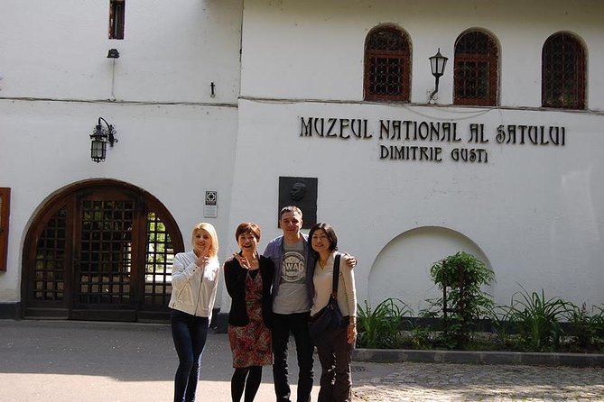Day Trip from Bucharest to Dracula Castle, Brasov and Peles Castle Sinaia - Bran Castle and the Dracula Area: Fortress Atmosphere Plus Museum Time