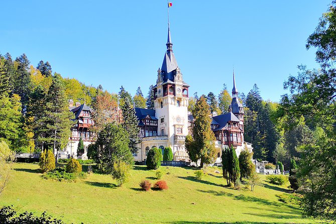 Dracula Private Tour - Price Per Group and the Real Value of a Private Minivan