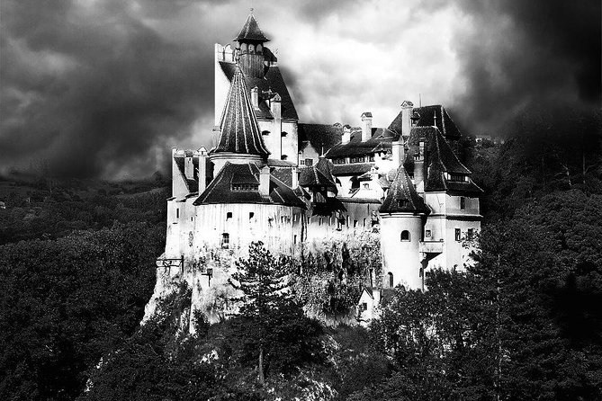 Dracula's Castle, Peles Castle and Brasov Day Trip from Bucharest - Tickets and packing rules: small details that affect comfort