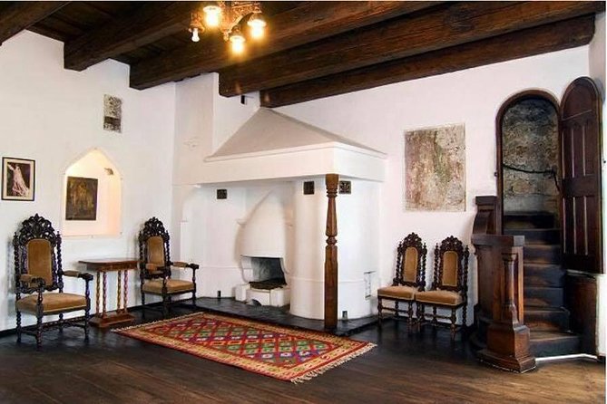 Dracula's Castle, Peles Castle and Brasov - Private Day Trip from Bucharest - Brasov historical center: where the day cools down and the town actually feels alive