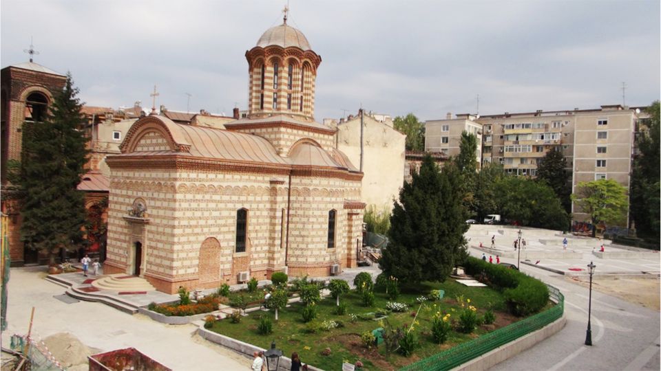 Eastern Orthodox Church Art in Bucharest - Saint Anton Church: looking at church painting like a story