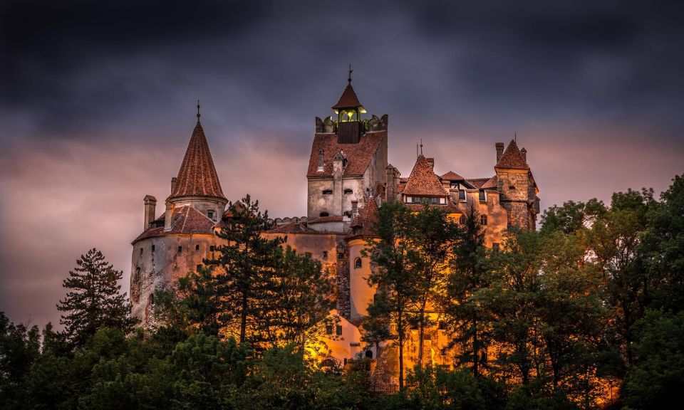 From Bucharest: Day Trip to Dracula and Peles Castle - Prahova Valley views and the small-group comfort plan