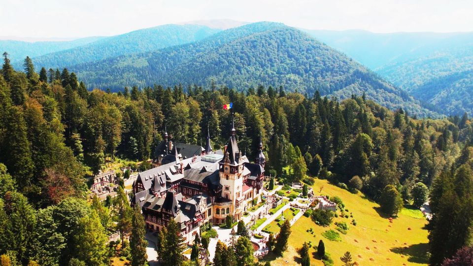 From Bucharest: Day Trip to Dracula and Peles Castle - Lunch, Q&A, and how the guide turns stops into a story